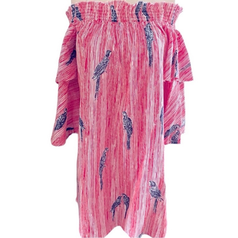 Off-shoulder dress